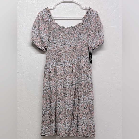 Girls Smocked Short Sleeve Dress - XXL (18/20) - Picture 3 of 13